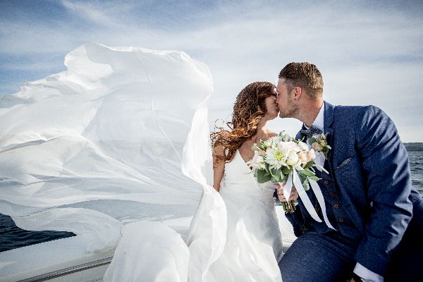 Mariage pieds dans l'eau à l'hôtel U Capu Biancu