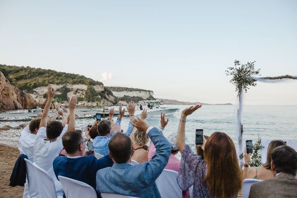 Mariage pieds dans l'eau à l'hôtel U Capu Biancu